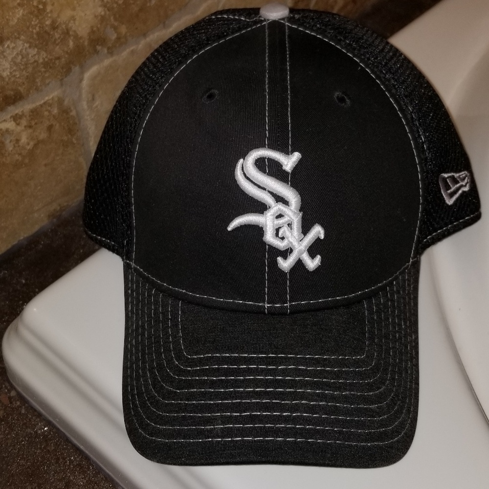 Chicago White Sox fitted ballcap NWOT 39THIRTY